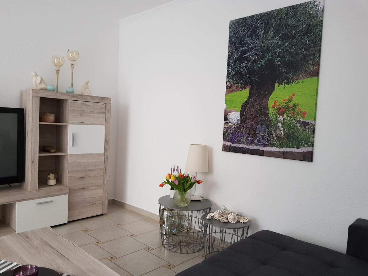 Lavendel Apartment Борнхайм Екстериор снимка